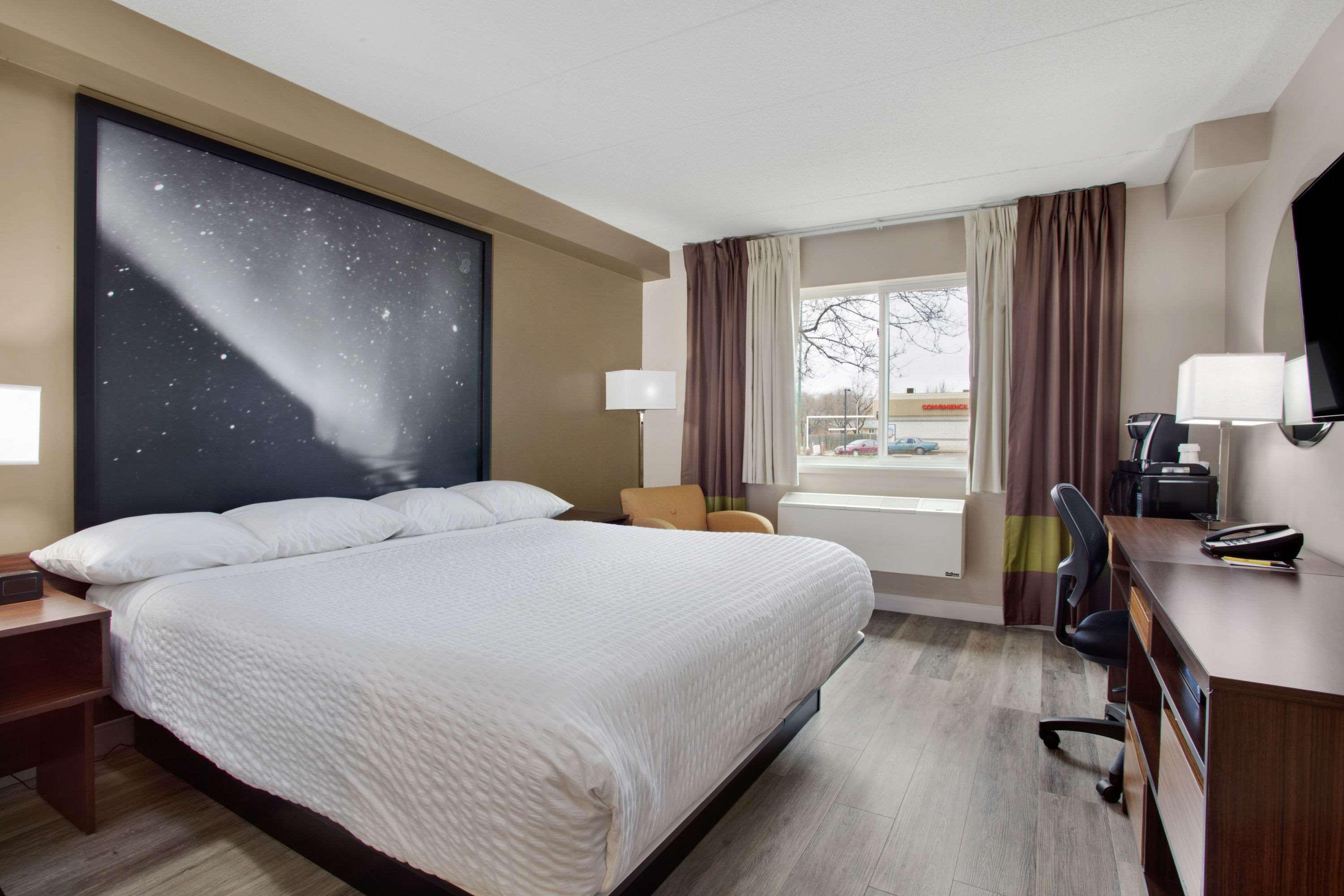 Super 8 By Wyndham Winnipeg West Luaran gambar