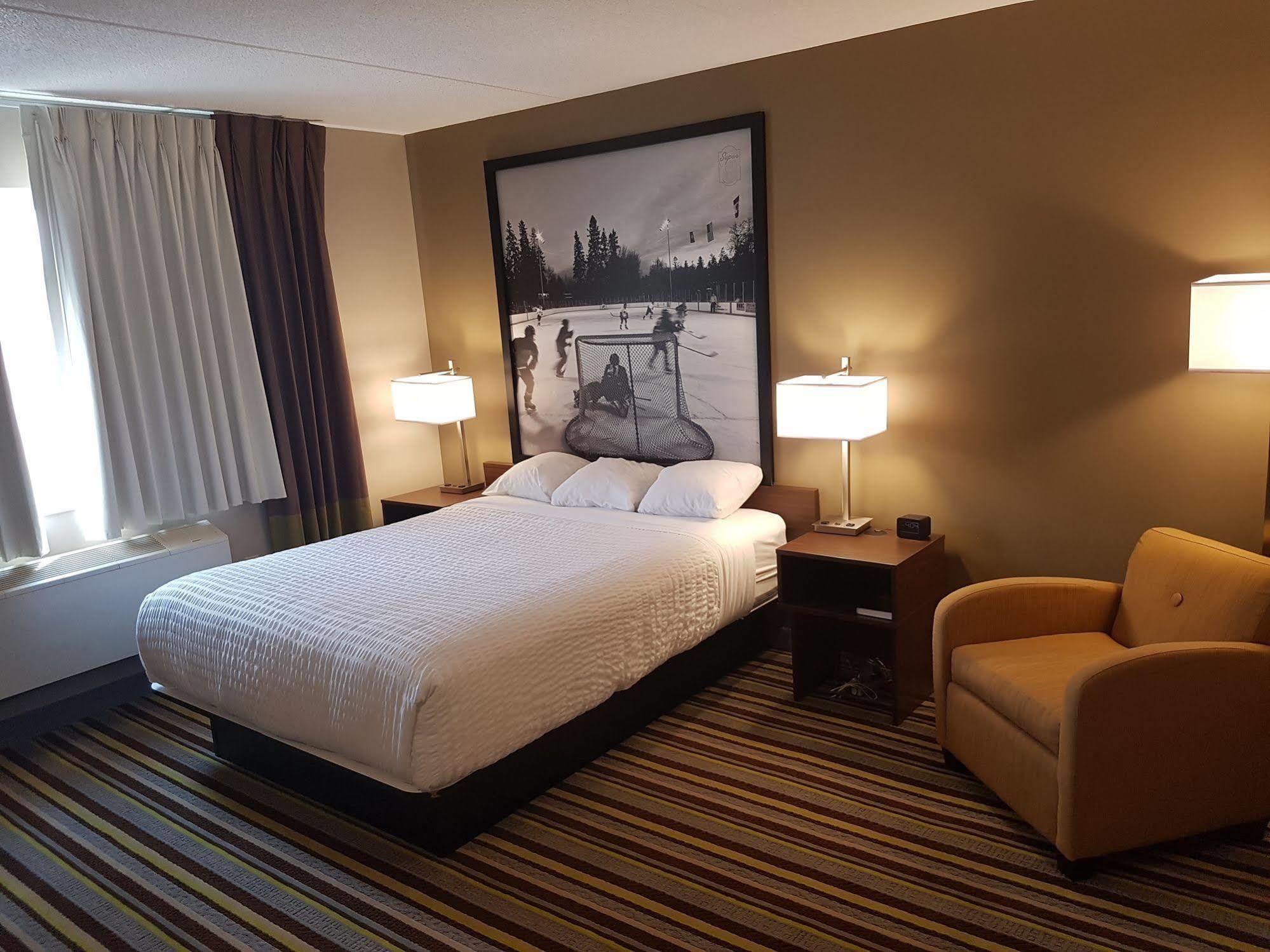 Super 8 By Wyndham Winnipeg West Luaran gambar